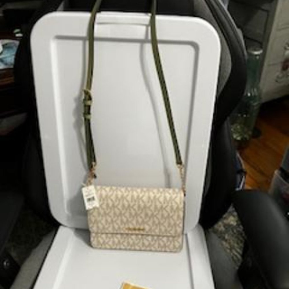 MK purse New with Tags